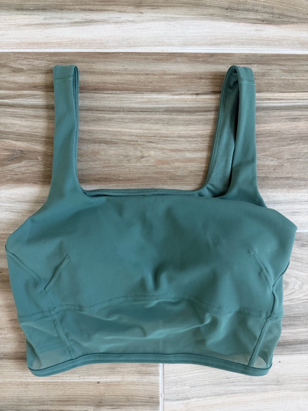 Lululemon Mesh Panel Tank - Picture 4 of 6